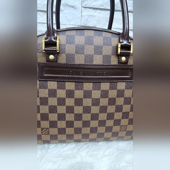 Louis Vuitton Nolita Handbag in Damier Ebene Canvas – Timeless Elegance (2005) - Picture 8 of 16